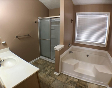 3337 Baymount Way - Photo Thumbnail 21