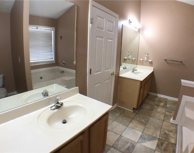 3337 Baymount Way - Photo Thumbnail 23