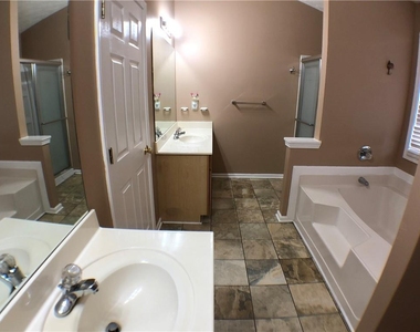3337 Baymount Way - Photo Thumbnail 20