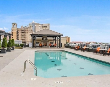 565 Peachtree Street Ne - Photo Thumbnail 18