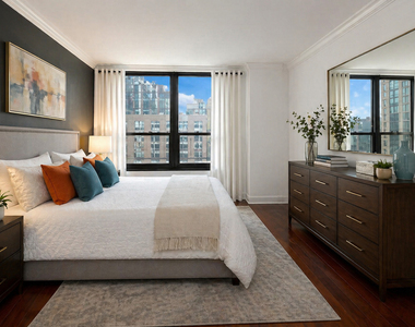 1030 N State Street - Photo Thumbnail 6