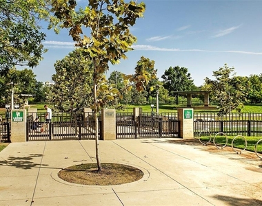 934 E Heights Hollow Lane - Photo Thumbnail 1