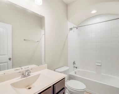 3106 Francisco Bay Pl - Photo Thumbnail 13