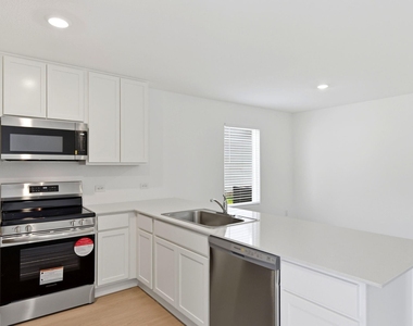 629 Craven Street - Photo Thumbnail 14