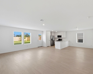 629 Craven Street - Photo Thumbnail 7