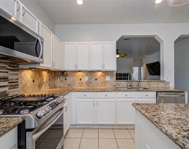 24135 Pinecreek Point - Photo Thumbnail 10