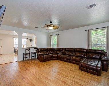 24135 Pinecreek Point - Photo Thumbnail 6