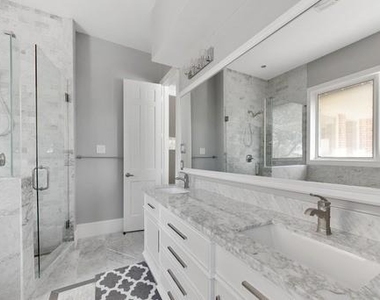 1443 Sugar Creek Boulevard - Photo Thumbnail 20