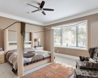 1443 Sugar Creek Boulevard - Photo Thumbnail 17