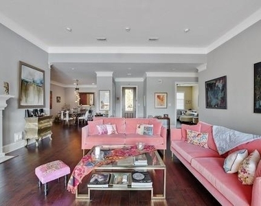 1443 Sugar Creek Boulevard - Photo Thumbnail 8