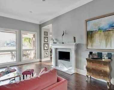 1443 Sugar Creek Boulevard - Photo Thumbnail 6