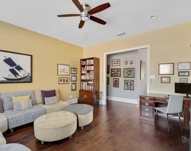1443 Sugar Creek Boulevard - Photo Thumbnail 11