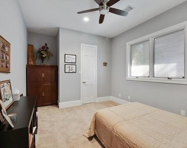 1443 Sugar Creek Boulevard - Photo Thumbnail 22