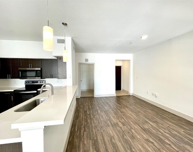 2222 Smith Street - Photo Thumbnail 1