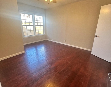 3571 Daphne Street - Photo Thumbnail 6