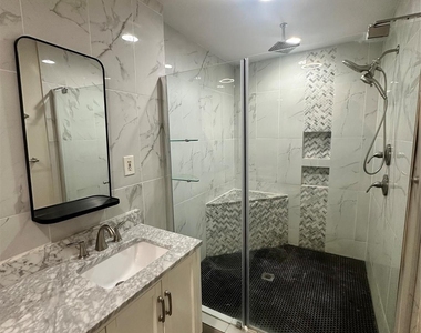 3571 Daphne Street - Photo Thumbnail 11