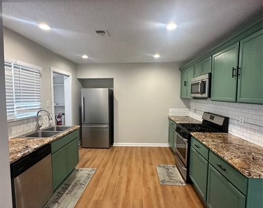 3571 Daphne Street - Photo Thumbnail 2