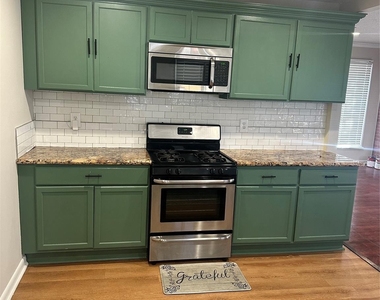3571 Daphne Street - Photo Thumbnail 1