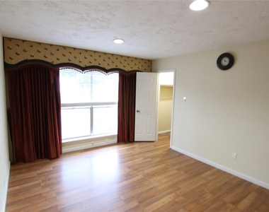 12430 Brook Meadows Lane - Photo Thumbnail 16