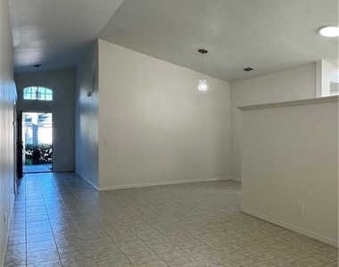 21565 Windham Run - Photo Thumbnail 5