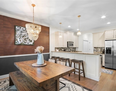 19501 Bowring Park Road - Photo Thumbnail 7
