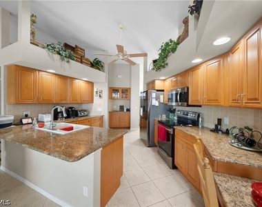 22361 Fountain Lakes Boulevard - Photo Thumbnail 11