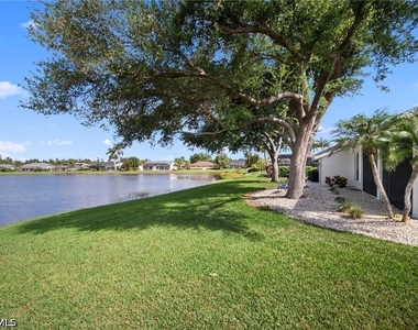 22361 Fountain Lakes Boulevard - Photo Thumbnail 4