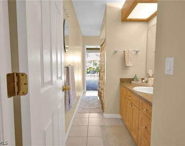 3749 Sw 1st Place - Photo Thumbnail 20