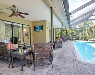 3749 Sw 1st Place - Photo Thumbnail 23