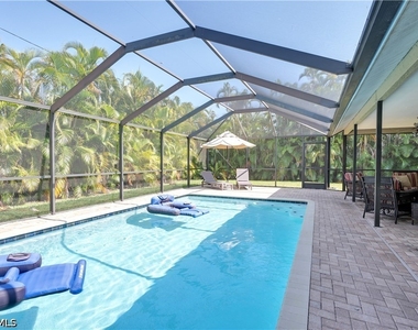 3749 Sw 1st Place - Photo Thumbnail 27