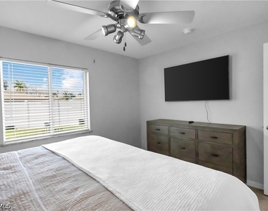 3142 Se 22nd Place - Photo Thumbnail 21