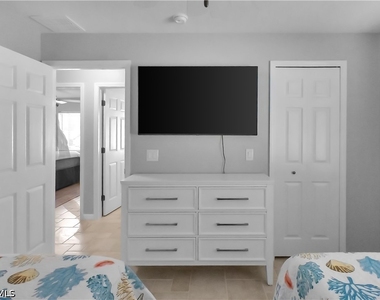 3142 Se 22nd Place - Photo Thumbnail 24