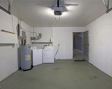 3818 Sw 7th Place - Photo Thumbnail 15