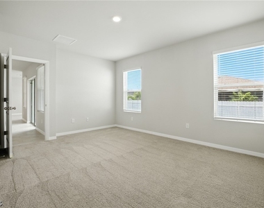 2465 Nw 9th Street - Photo Thumbnail 16