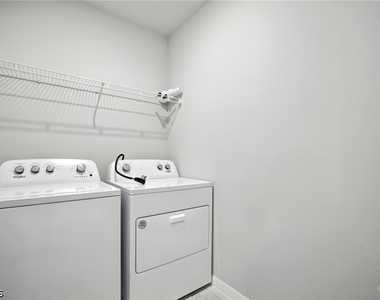 2465 Nw 9th Street - Photo Thumbnail 13
