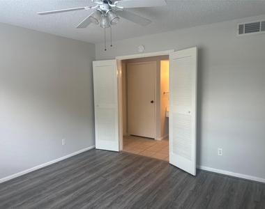2120 El Paseo Street - Photo Thumbnail 15