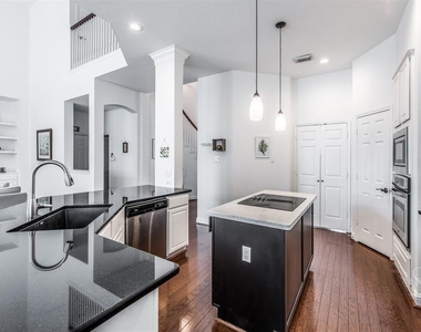 2211 Merrill Hills Circle - Photo Thumbnail 10