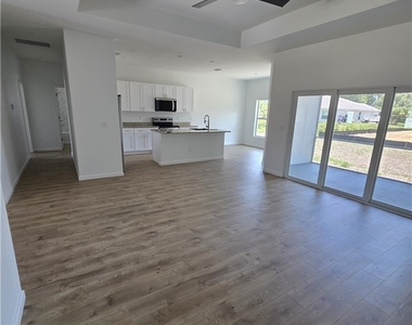 2507 53rd Street Sw - Photo Thumbnail 3