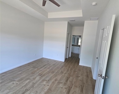2507 53rd Street Sw - Photo Thumbnail 8