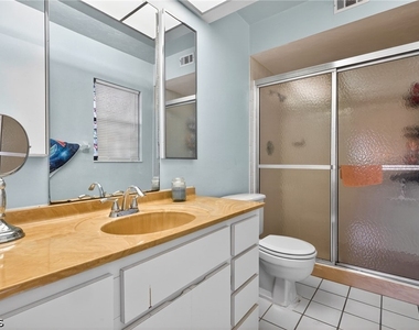 4728 Orange Grove Boulevard - Photo Thumbnail 12