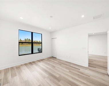 13104 Georges Cay Place - Photo Thumbnail 16