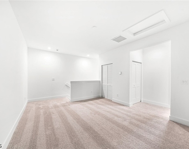 13104 Georges Cay Place - Photo Thumbnail 20