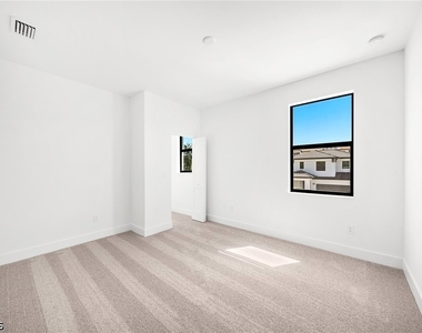 13104 Georges Cay Place - Photo Thumbnail 21
