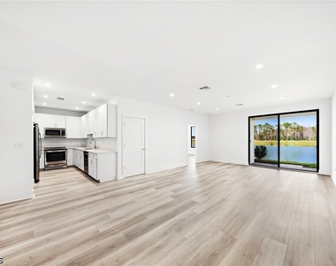 13104 Georges Cay Place - Photo Thumbnail 3