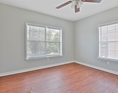 5007 Polk Street - Photo Thumbnail 8
