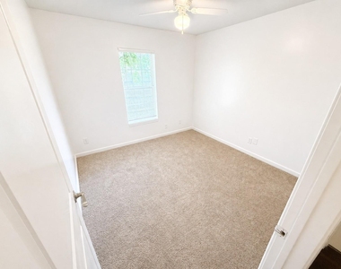 5103 Willow Glen Drive - Photo Thumbnail 15