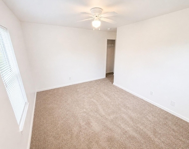 5103 Willow Glen Drive - Photo Thumbnail 17
