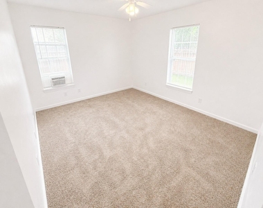 5103 Willow Glen Drive - Photo Thumbnail 16