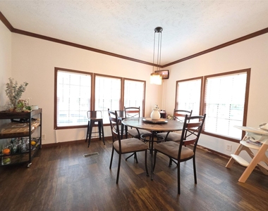 21683 White Oak Drive - Photo Thumbnail 4