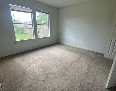 13972 Buckskin Drive - Photo Thumbnail 9